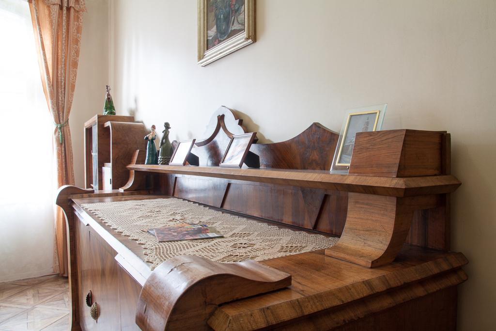 "Eva Stories" Movie Apartment On Rynok Square Lviv Bagian luar foto